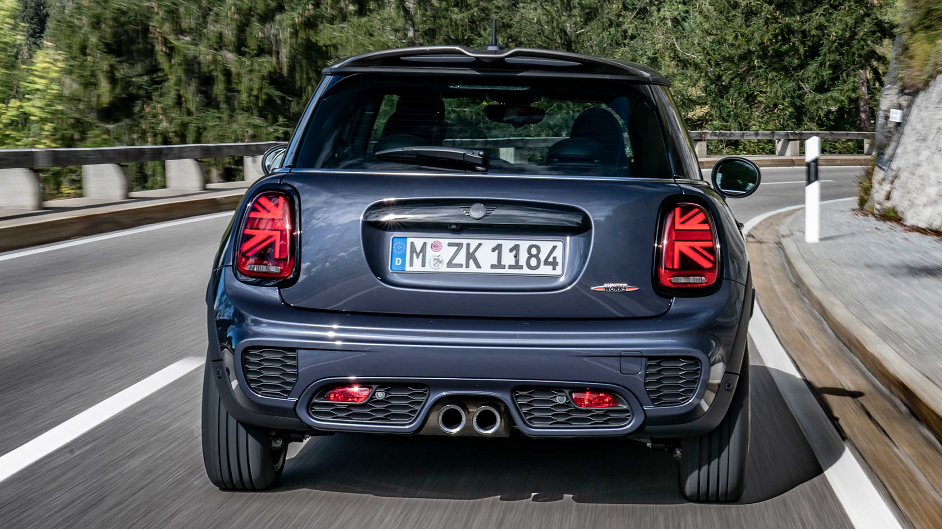 MINI-John-Cooper-Works-GP-Inspired-Edition